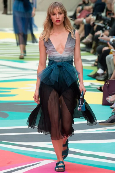 Look 39